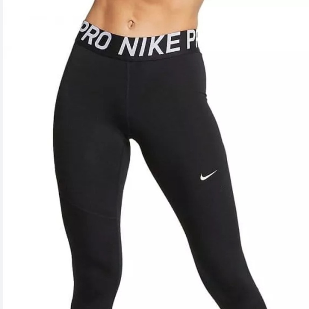 Nike Black Athletic Leggings - High Rise Fit - Large